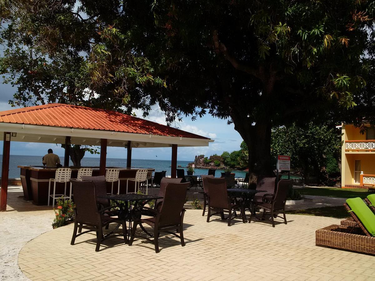 קינגסטאון Sunset Shores Beach Hotel מראה חיצוני תמונה