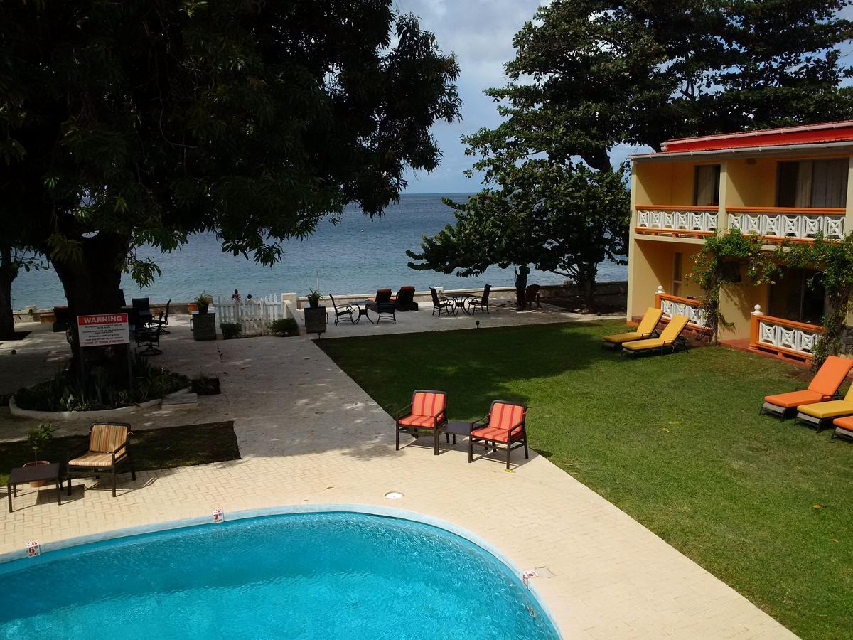 קינגסטאון Sunset Shores Beach Hotel מראה חיצוני תמונה